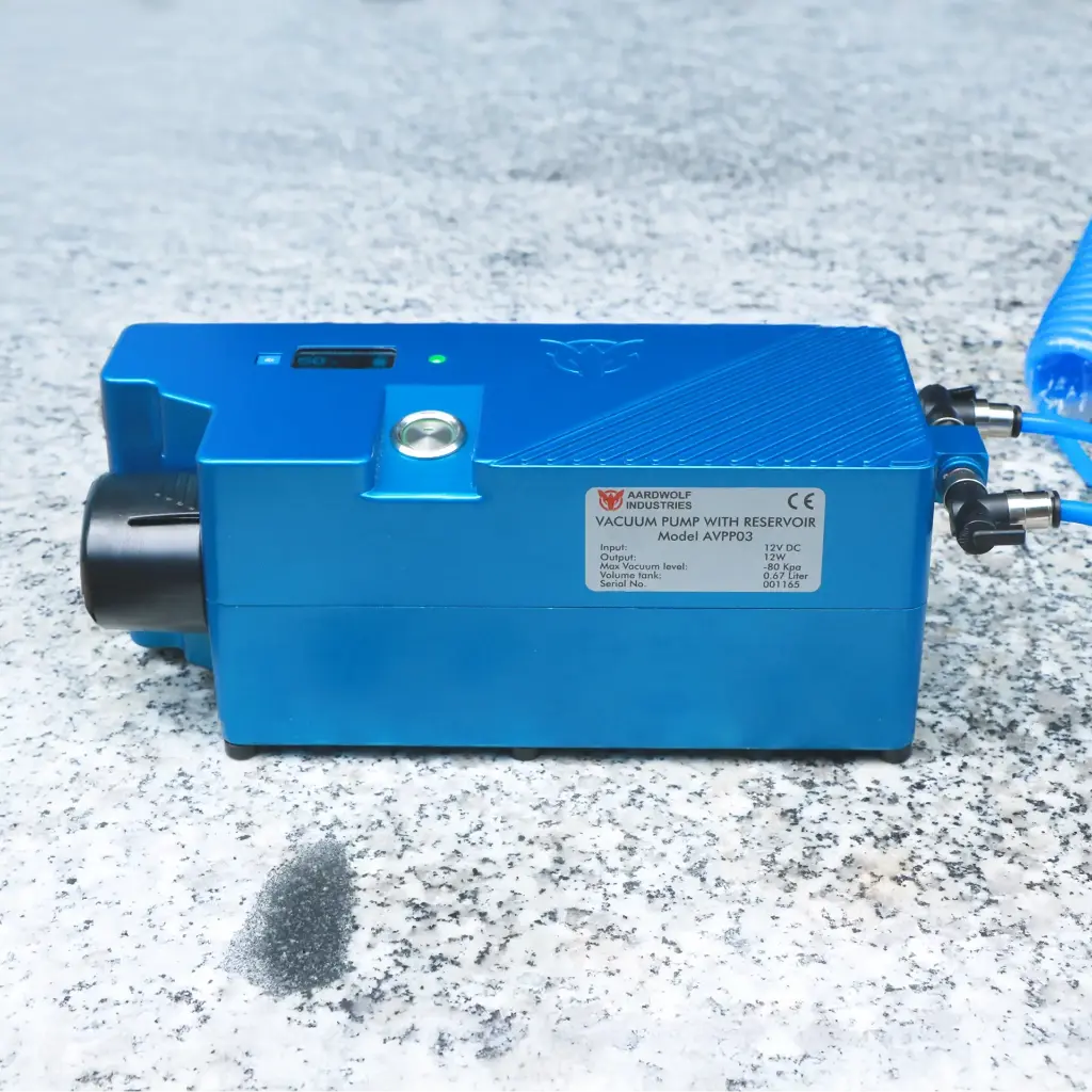 Vacuum Pumps With Reservoir-1.webp