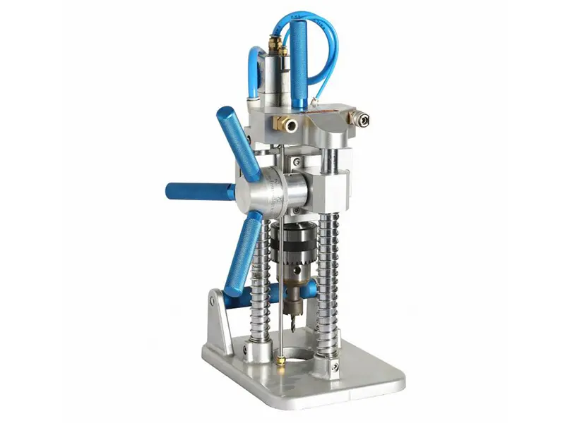Tragbare Druckluftbohrmaschine